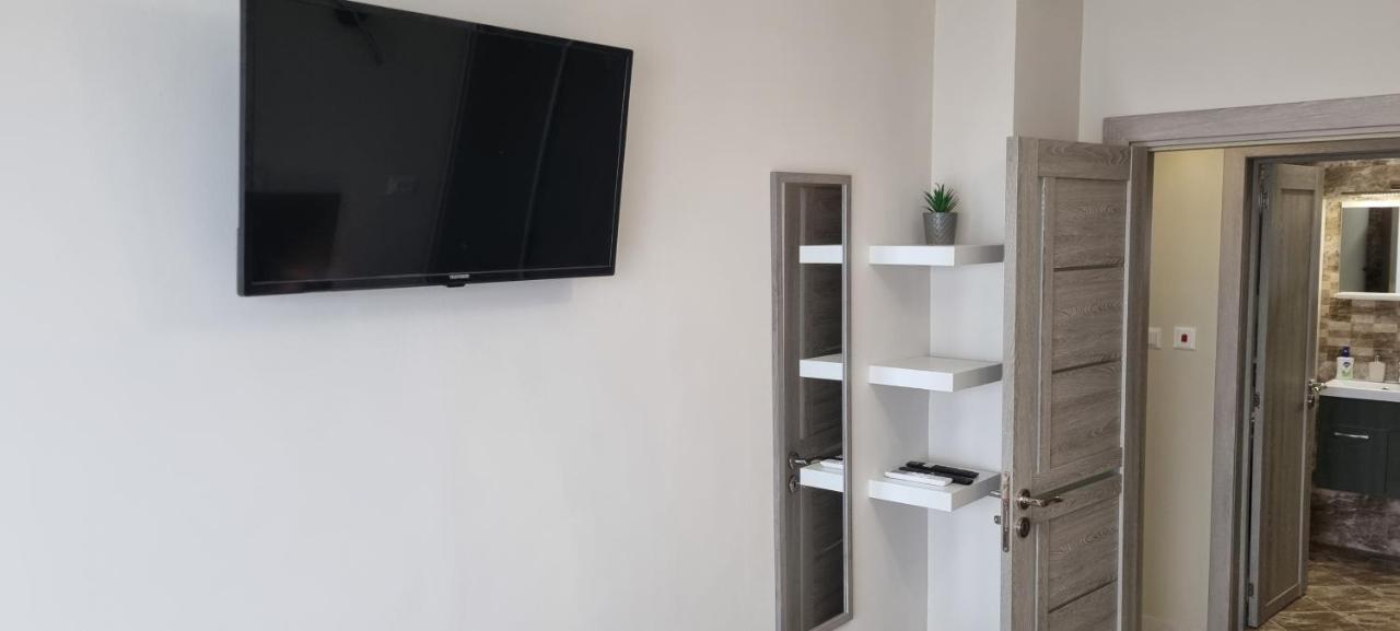 Nessebar Sky Apartment: Beachside Retreat Near Old Town Exterior photo